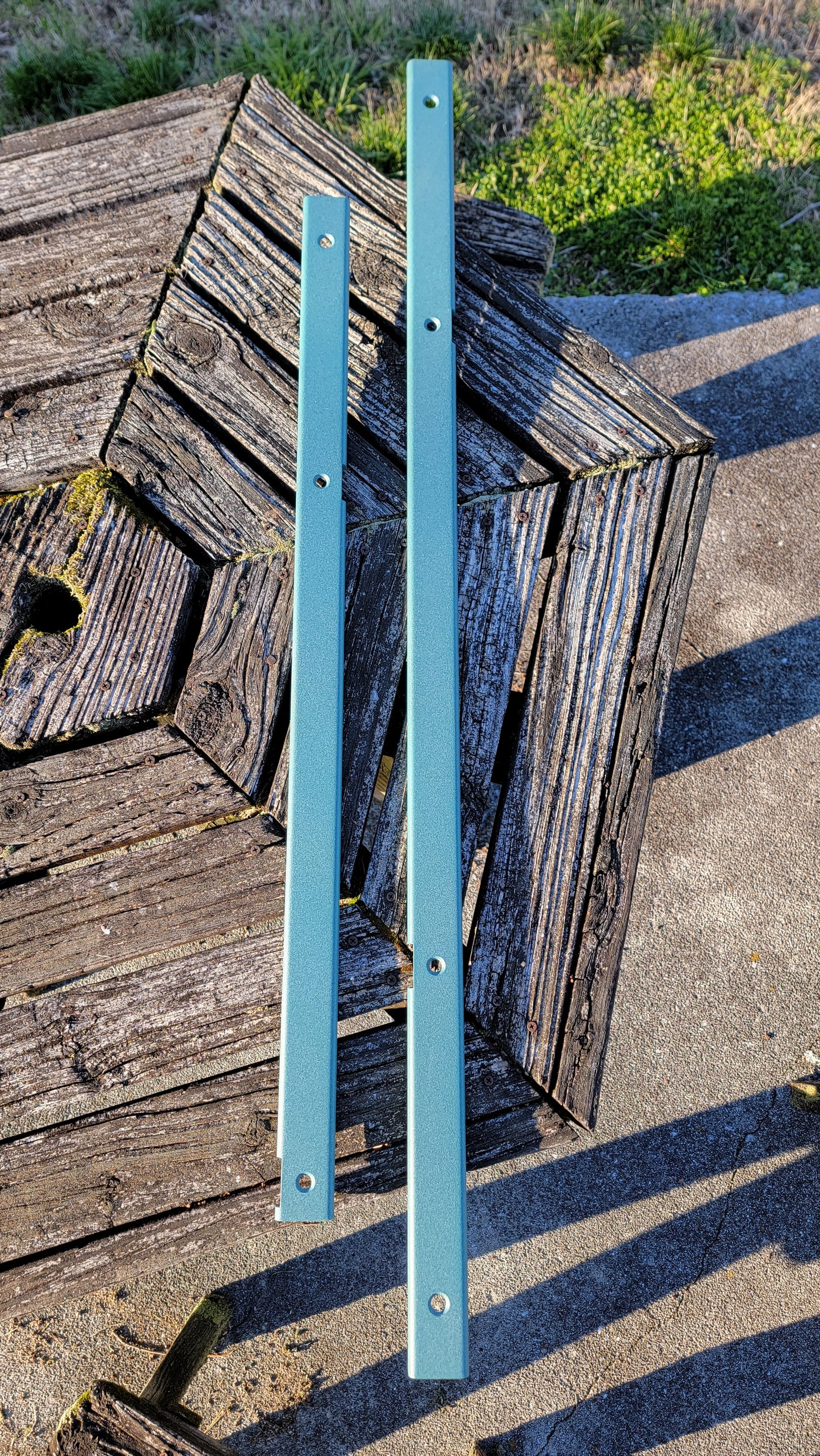 Channel 2-pole base